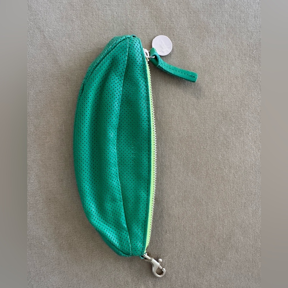 Clare V Le Banane Mini Green Leather Zip Pouch / Clip-On Wallet